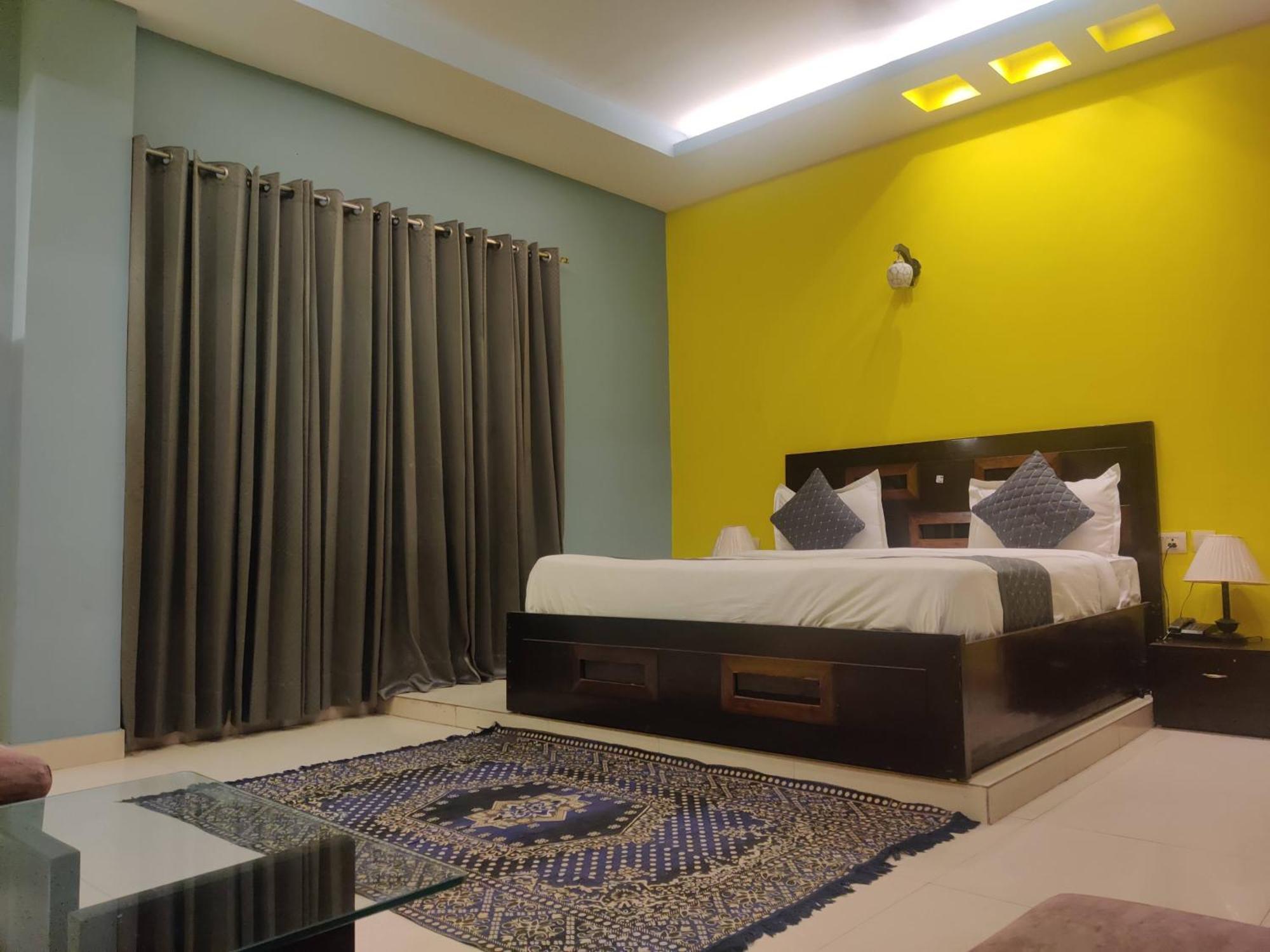Hotel Delhi Airport Plaza Igi Airport Нью-Дели Экстерьер фото