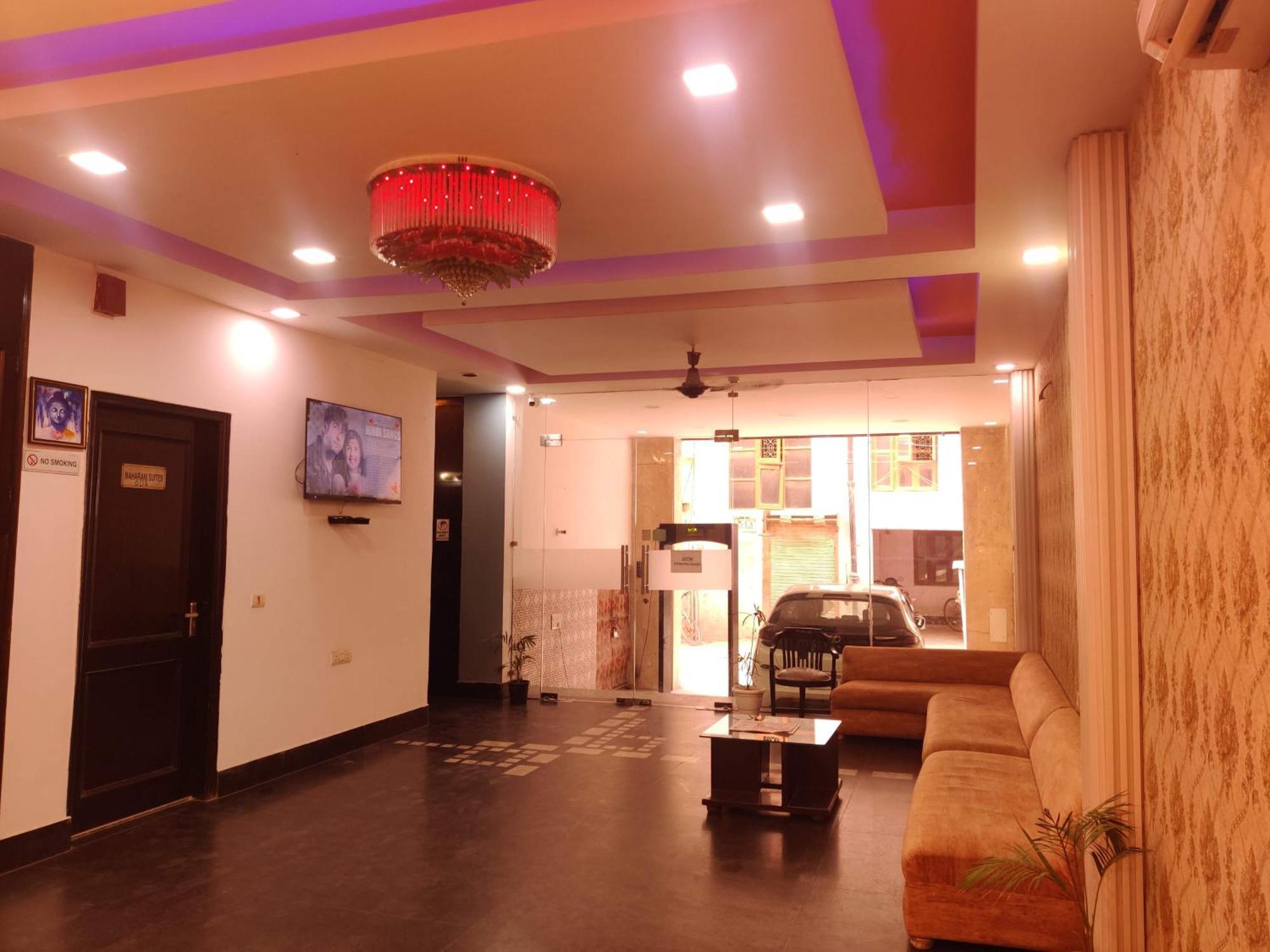 Hotel Delhi Airport Plaza Igi Airport Нью-Дели Экстерьер фото